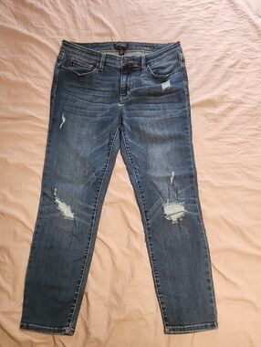 Judy Blue Relaxed Fit Distressed Jeans